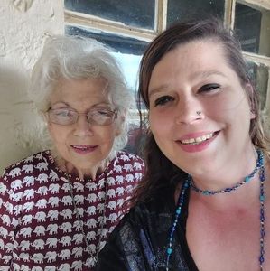 Meet your Posher, Britney